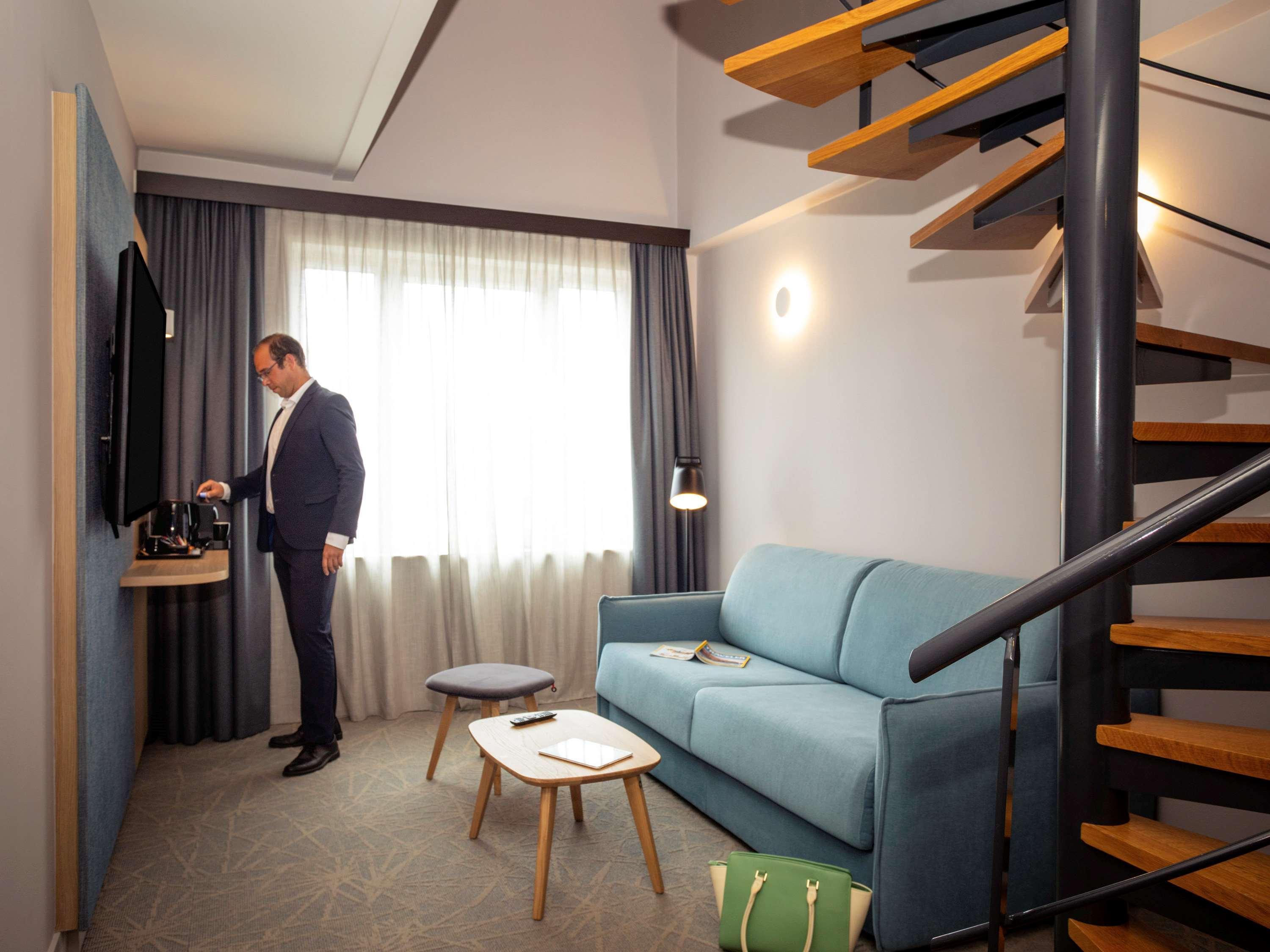 Novotel Brussels Centre Midi Saint-Gilles Exterior foto
